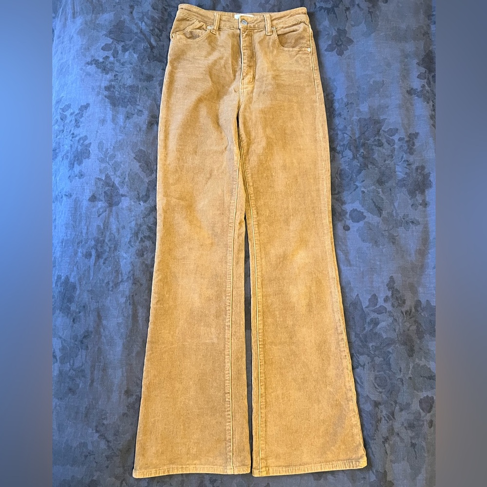 Rolla’s Dusters Bootcut Corduroy size 28 Tan